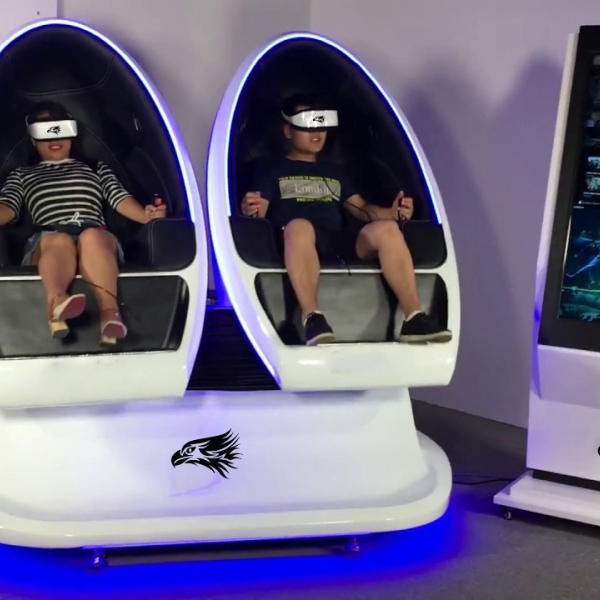 Double VR Chair 47" Screen